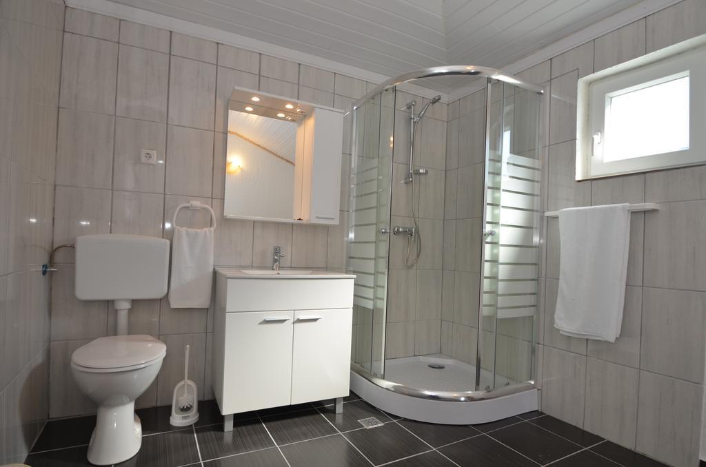 Holiday Home Paklenica Starigrad Paklenica Εξωτερικό φωτογραφία