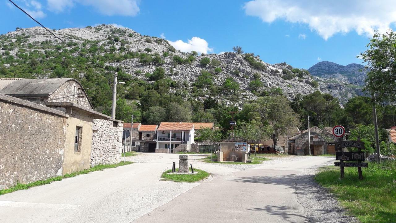 Holiday Home Paklenica Starigrad Paklenica Εξωτερικό φωτογραφία